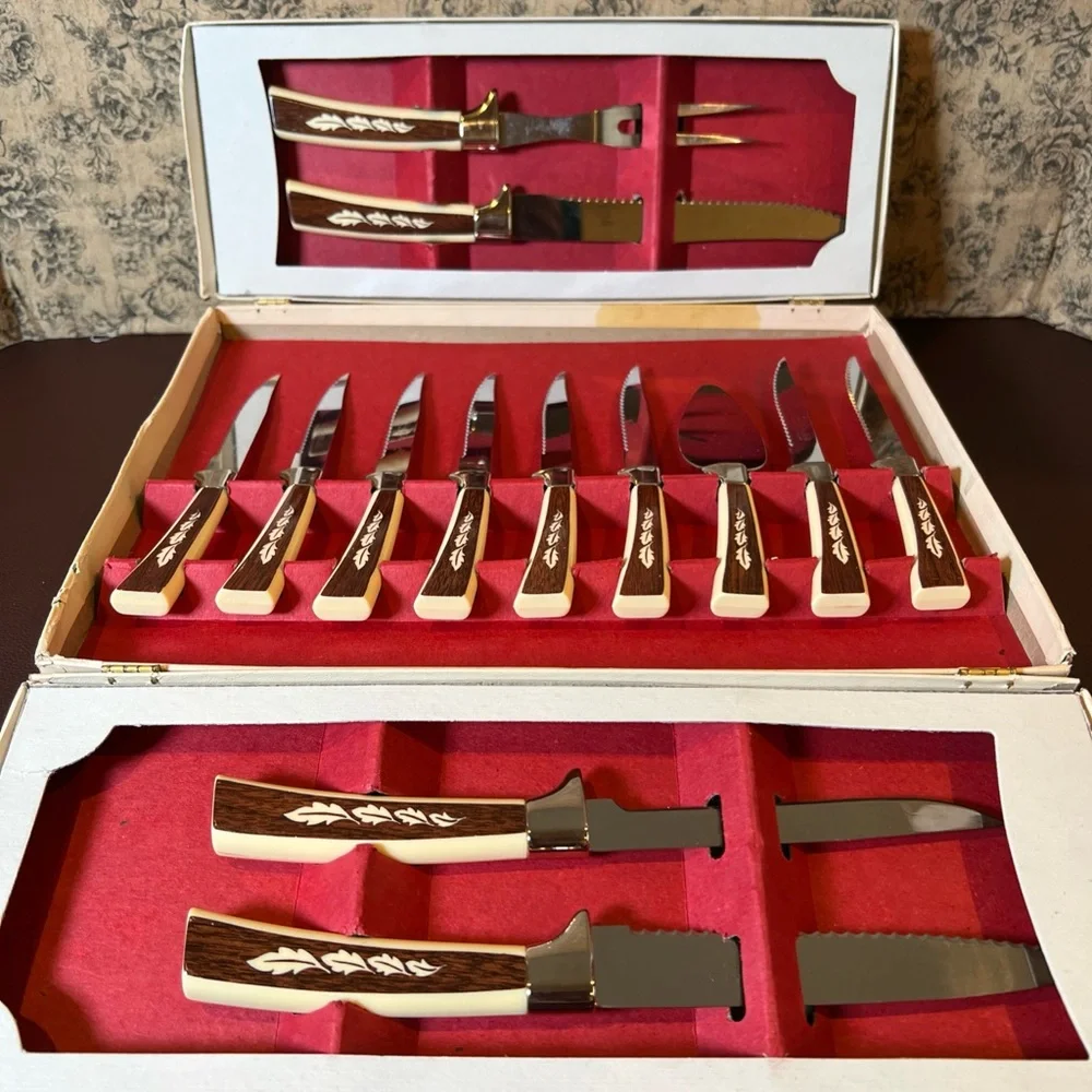 VTG Regent Sheffield Stainless Steel 19 Piece Treasure Chest English Cutlery